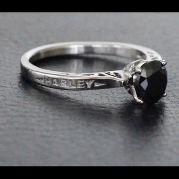 HD Black Stone Ring - Picture 2 of 2
